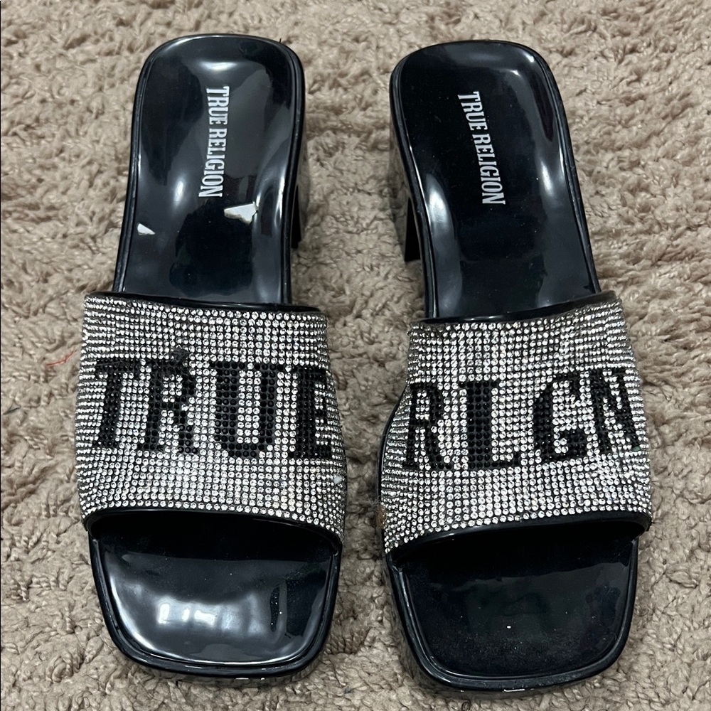 True Religion Women's Black and Silver Slide Sandals